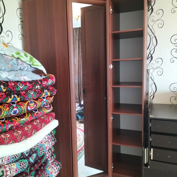 Продам шкаф шифонер
