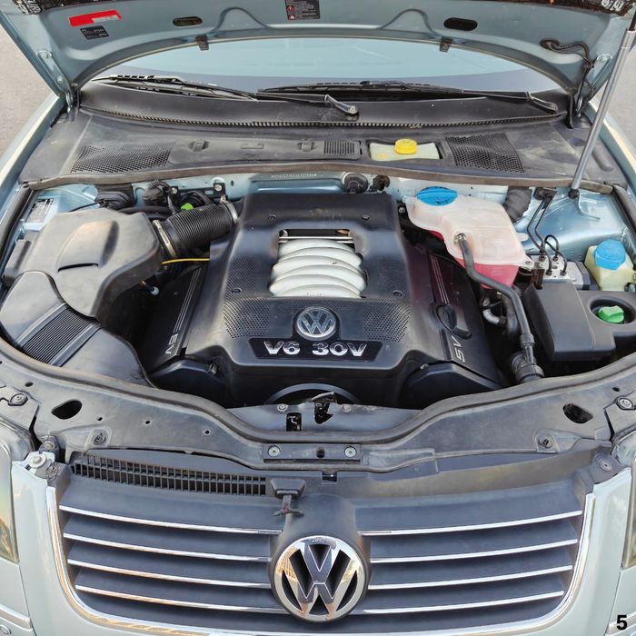 Volkswagen Passat, 2001, 2.8 л, в хорошем состоянии