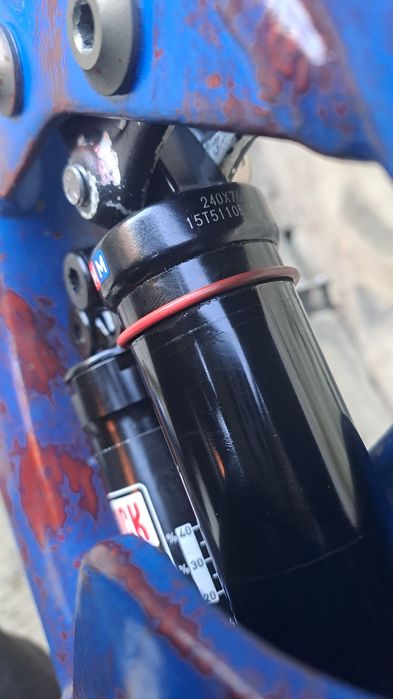 Rockshox vivid air r2c