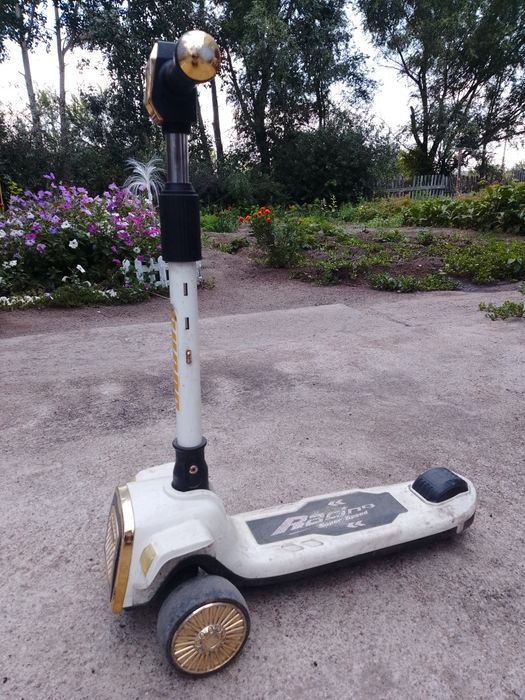 Продам  детский самокат