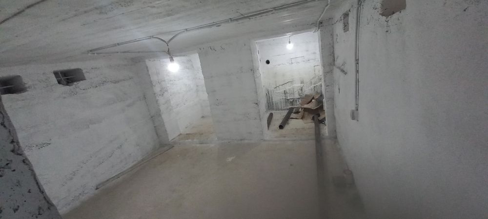 Ocazie!! Interior la alb!!Vând casă P+mansardă  înaltă cu beci in Sanm