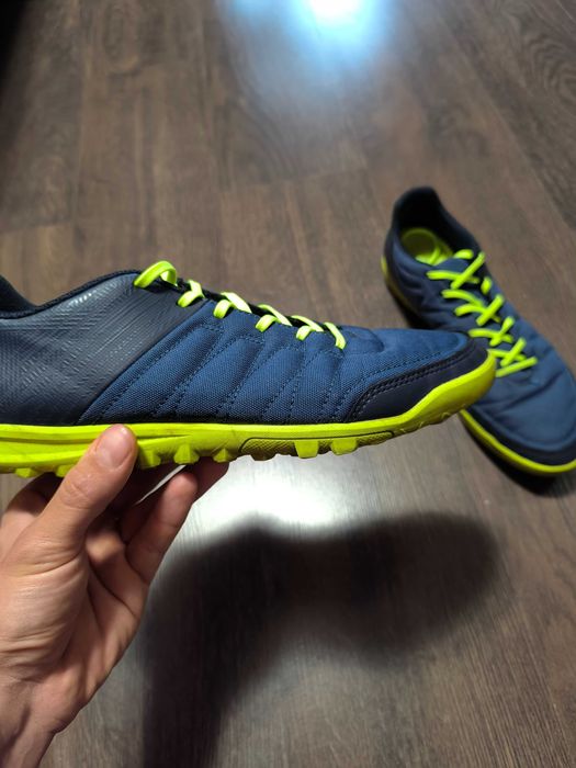 Маратонки за футбол Kipsta