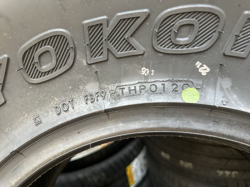 35х12.50-15 35x12.50-15 YOKOHAMA 2бр