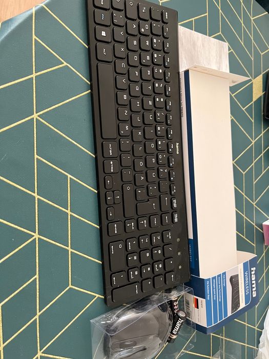 безжична клавиатура и мишка Hama Trento