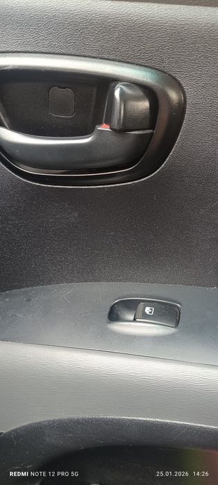 Hyundai I 10 , benzină 1298 cm3