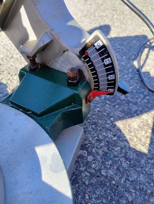 Циркуляр Bosch PCM 8S