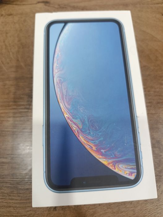 Vând iPhone 10 xr