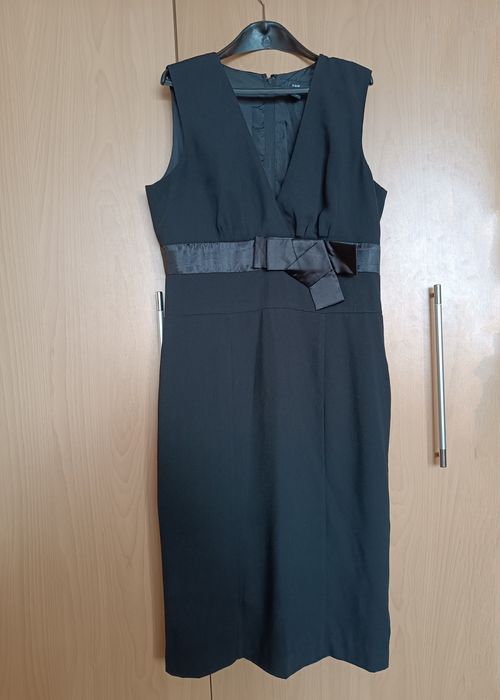 Официална рокля размер 40