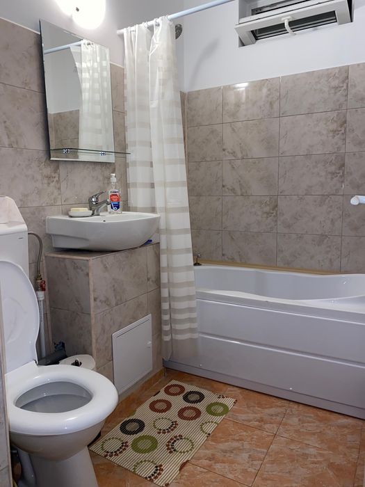 Apartament 2 camere- DE INCHIRIAT