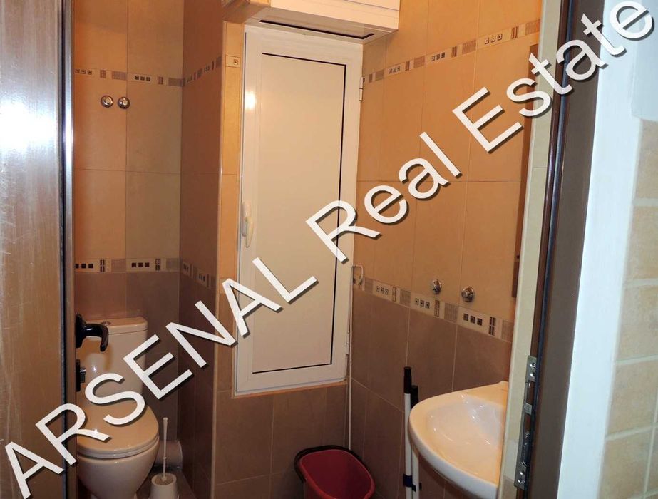 Дава се под наем Офис в София, Лозенец - 43 кв.м за 373.83 € - Снимка #3