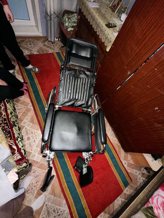 Инвалидная коляска