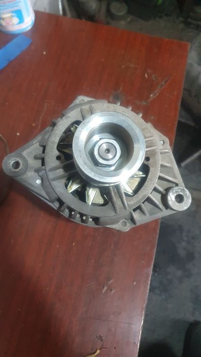 Продам генератор на Ваз