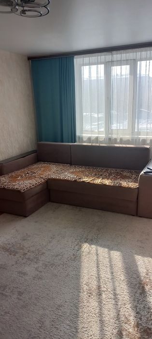 Продам 4 комнатную квартиру