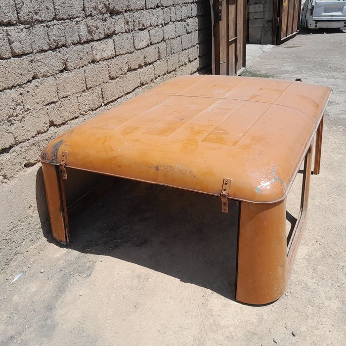 Уаз том запчаст сотилади холати яхши чириган жойи йук