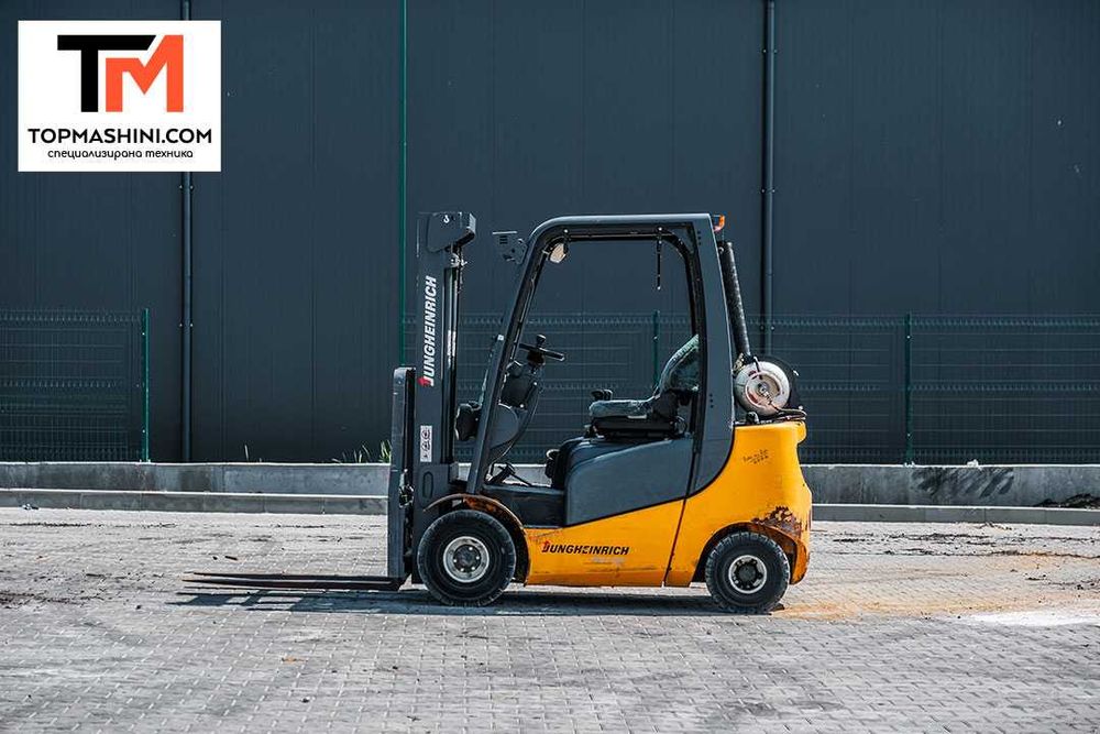Газокар Jungheinrich TFG320