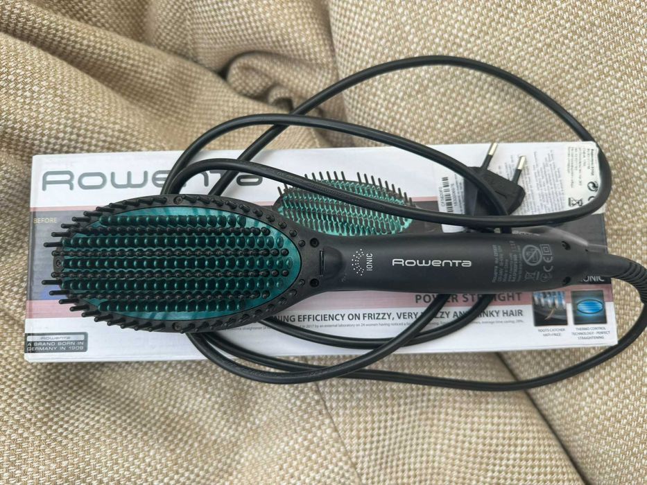 Четка за изправяне на коса Rowenta Power Straight CF5820F0
