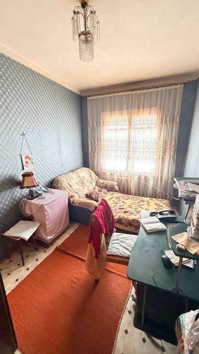 Срочно продается 2 комнатная квартира