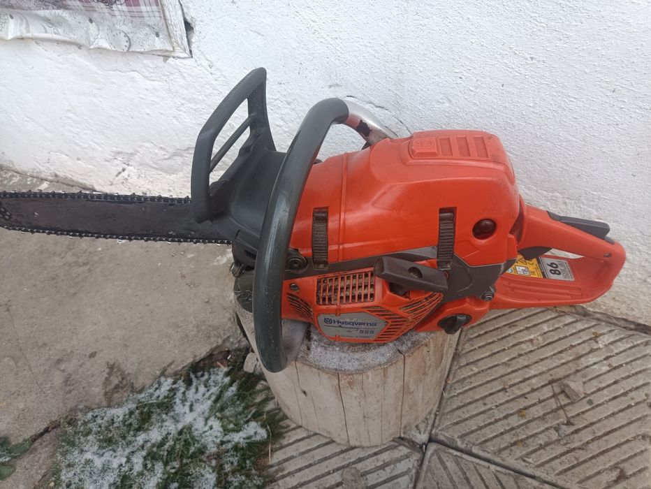 Husqvarna 555 profesional