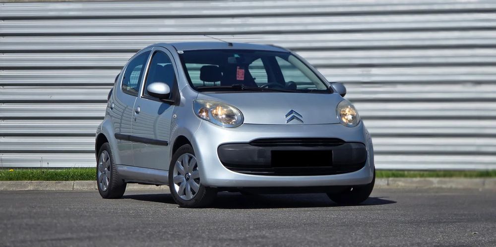 Citroën C1 Toyota Aygo / Peugeot 107 - an 2008, 1.0 ( Benzina ) CLIMA / 5 USI