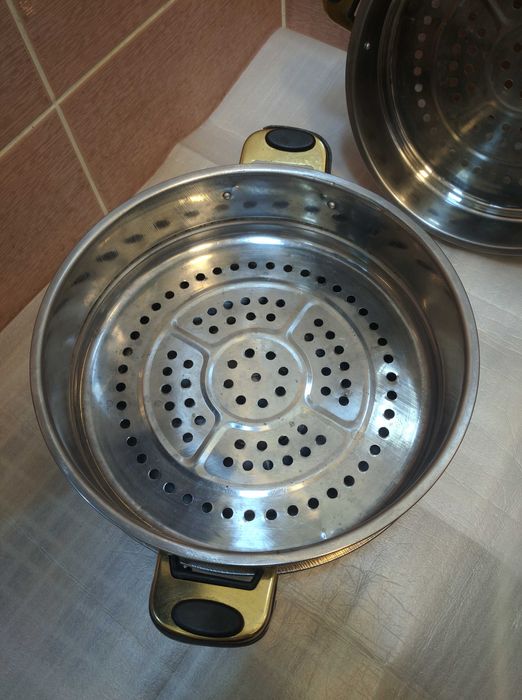 Мантышница, мантоварка (неполная).