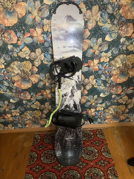 Сноуборд с креплением
