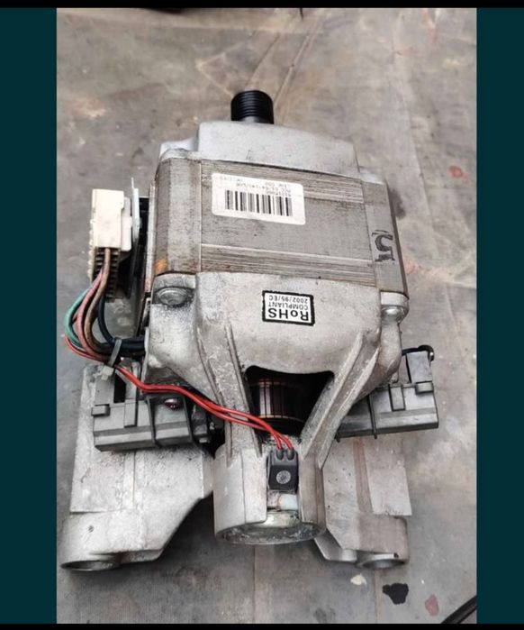 Motor mașină spălat LG + curea transmisie inclusă