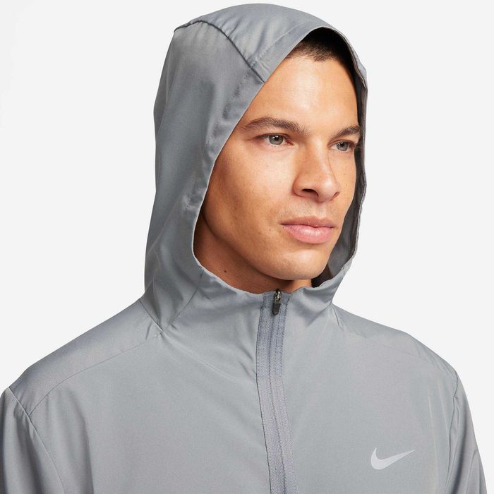 Ново мъжко яке за тренировки NIKE FORM HOODED VERSATILE JACKET р-р ХL