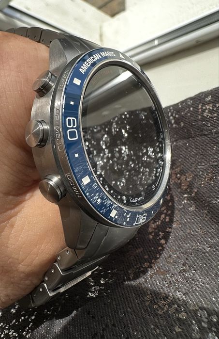 MARQ Garmin Captain TITANIUM Edition American Magic   Sapphire bombat ecran