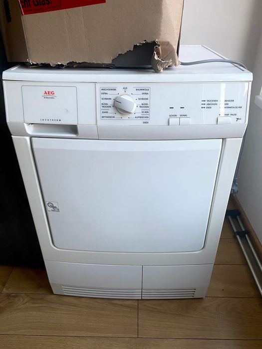 Сушилня AEG Lavatherm 7кг