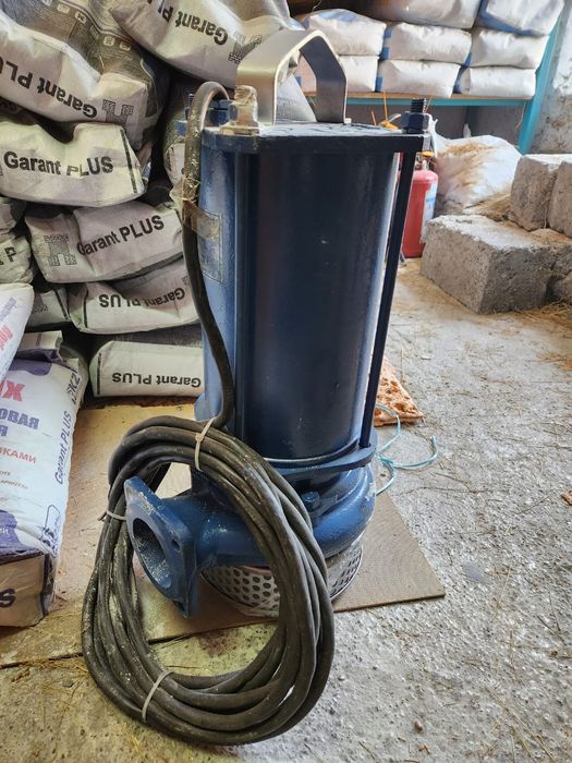 Гном для откачки канализации