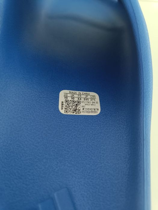 Yeezy slide azure blue NOI