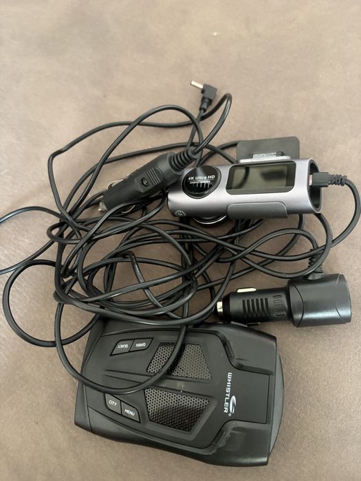 Camera  de bord auto si detector radar WHISTLER