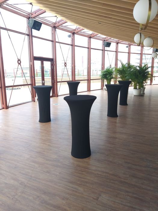 inchiriere mese cocktail