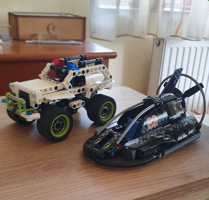 Lego Technic 2 vehicule