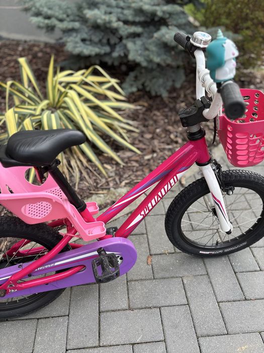 Bicicleta copii Specialized 16 " , 4-6 ani, chiar 7, are roți ajutatoare,  Brasov