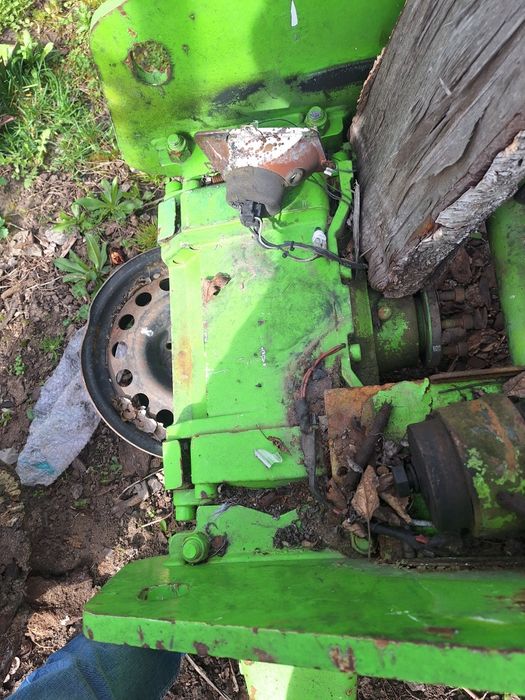 Piese Tractor Incarcator Telescopic Merlo punte diferential brat cutie