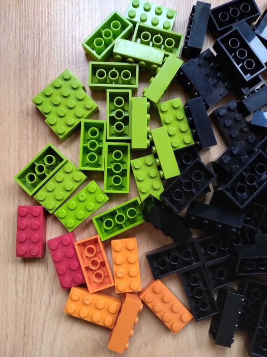 Детски конструктор Blox+екстри, от типа на Лего