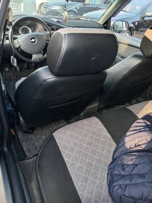 Автомобил сотилади