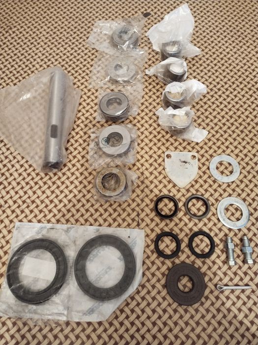 Продам поворотный кулак (цапфа) электропогрузчика