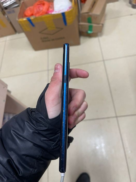 Продам самсунг ноут 9