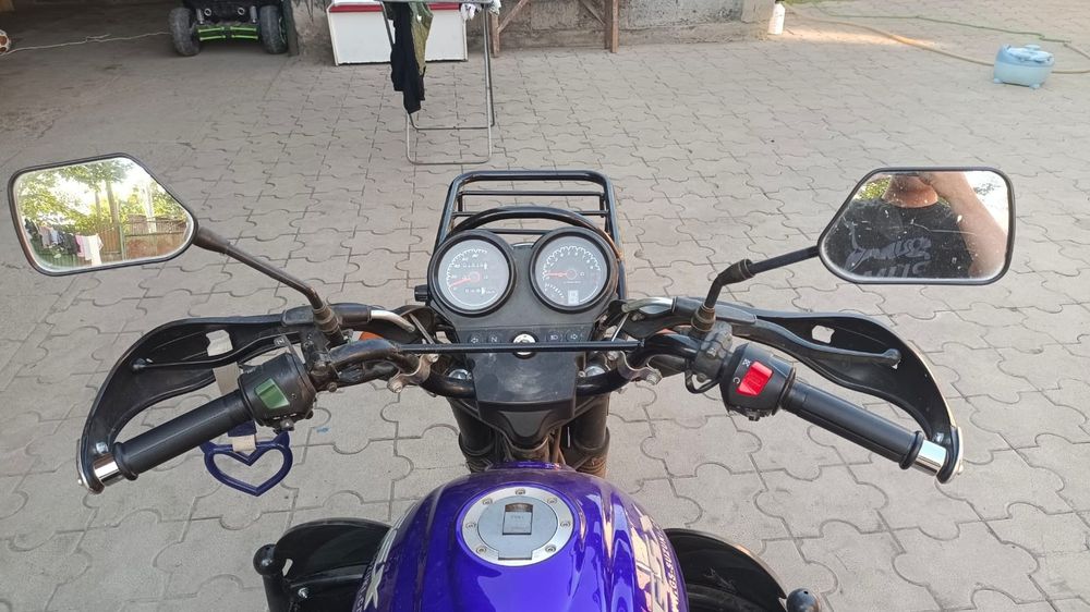 Продам мотоцикл почти новый