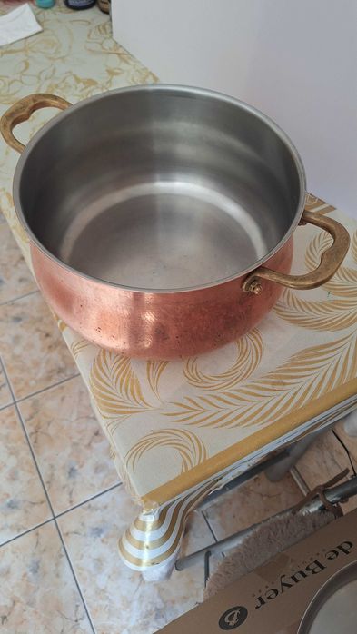 Vase bucatarie din cupru si inox