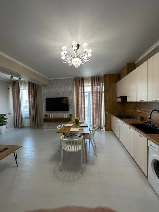 Своя! 2х в 3х сделанная! В центре Ташкента! Посредникам не беспокоить!