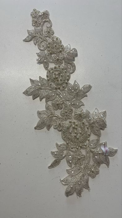 broderie unica superba