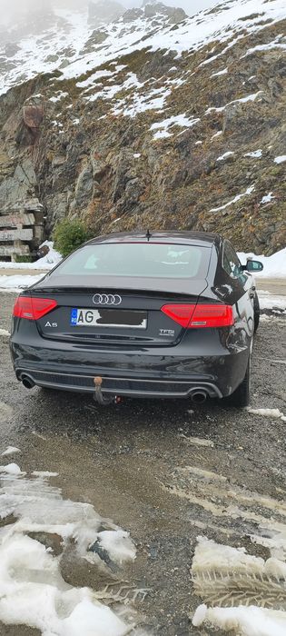 Vând Audi A5 / 2.0 - 225 cp / S-line/ Quattro/ automat/