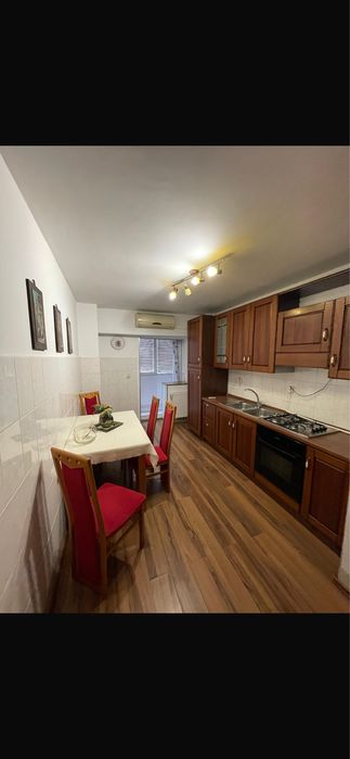 Inchiriez apartament 2 camere