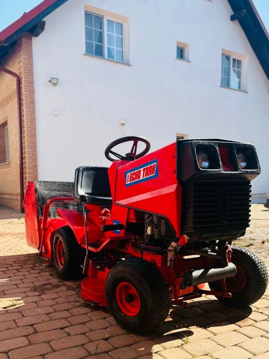 Tractoras tuns iarba  , motor Kohler 18 CP ( Nu Husqvarna, MTD) + Colector inclus – Stare bună, gata de lucru!