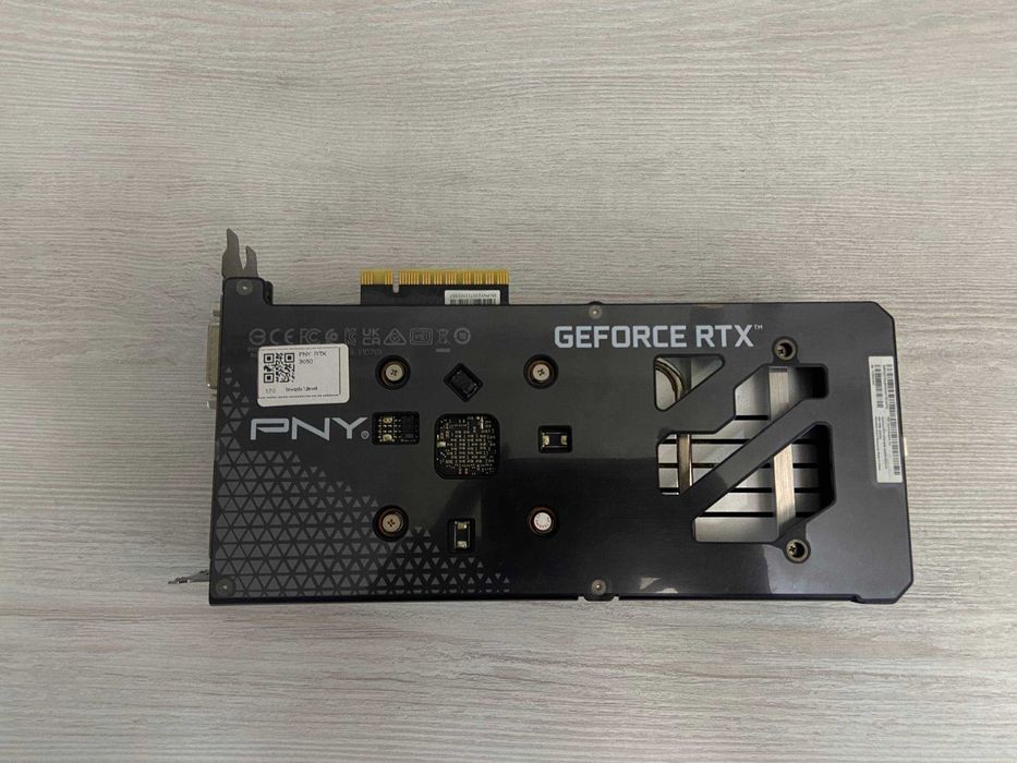 Видеокарта PNY GeForce RTX 3050 — Отличное состояние