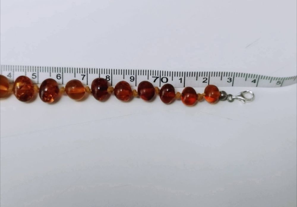 Vechi colier lant din chihlimbar natural baltic, de culoarea mierii, cu inchizatoare din argint 925, cabochon oval