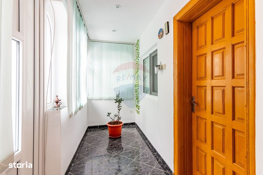 Casă / Vilă de vânzare Picior de Munte, Dambovita